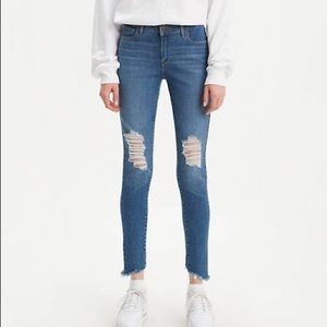 Levi’s 710 Super Skinny Jeans